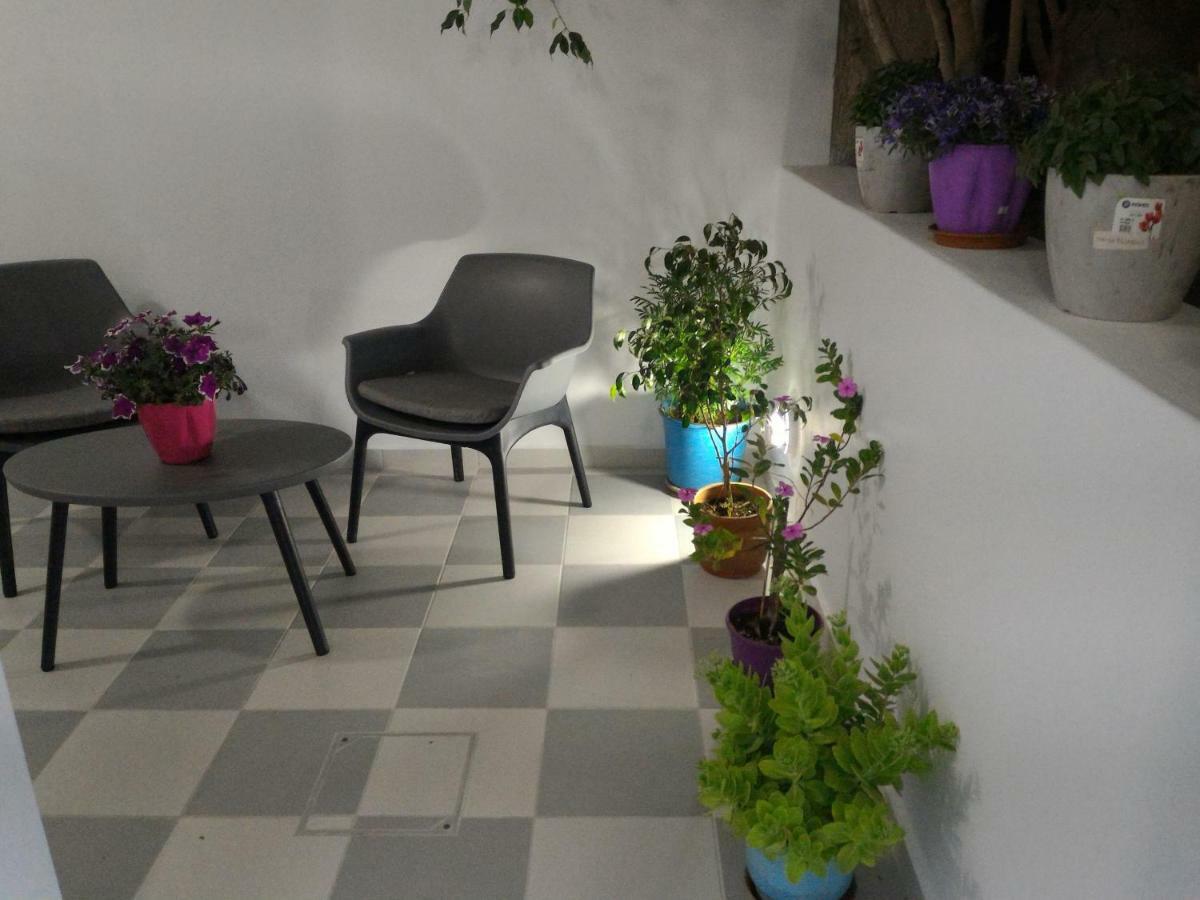 Nostalgia Retro Suites Naxos City Ngoại thất bức ảnh